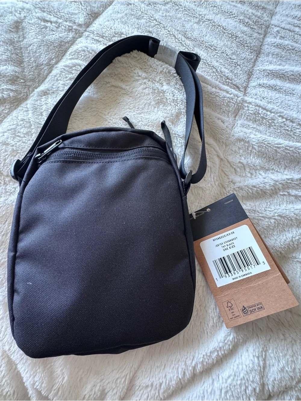 NEW The North Face Jester Crossbody Bag in Black, 2.5L